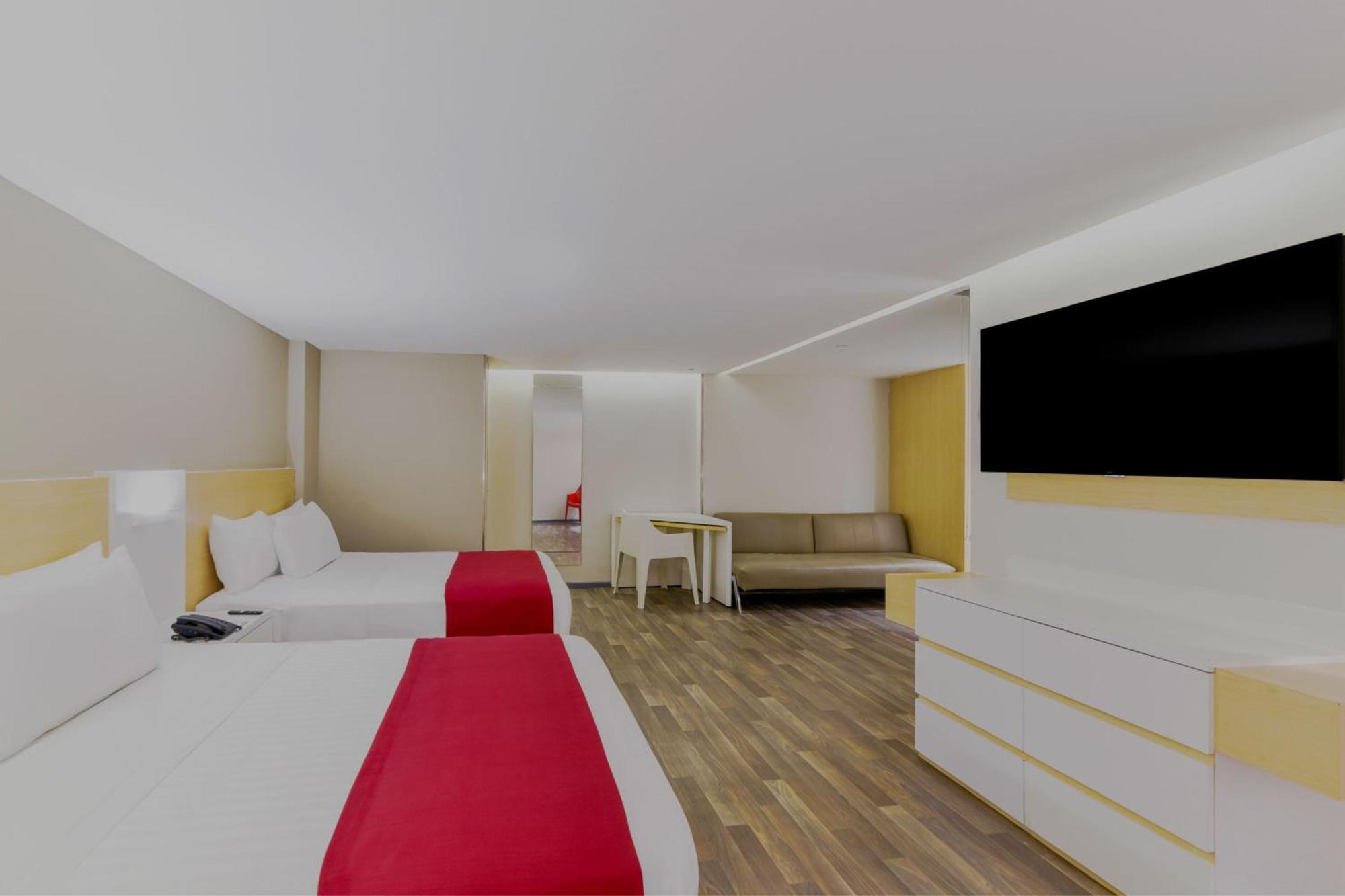 Superior Double Room with Two Double Beds,1565542357:JPEG